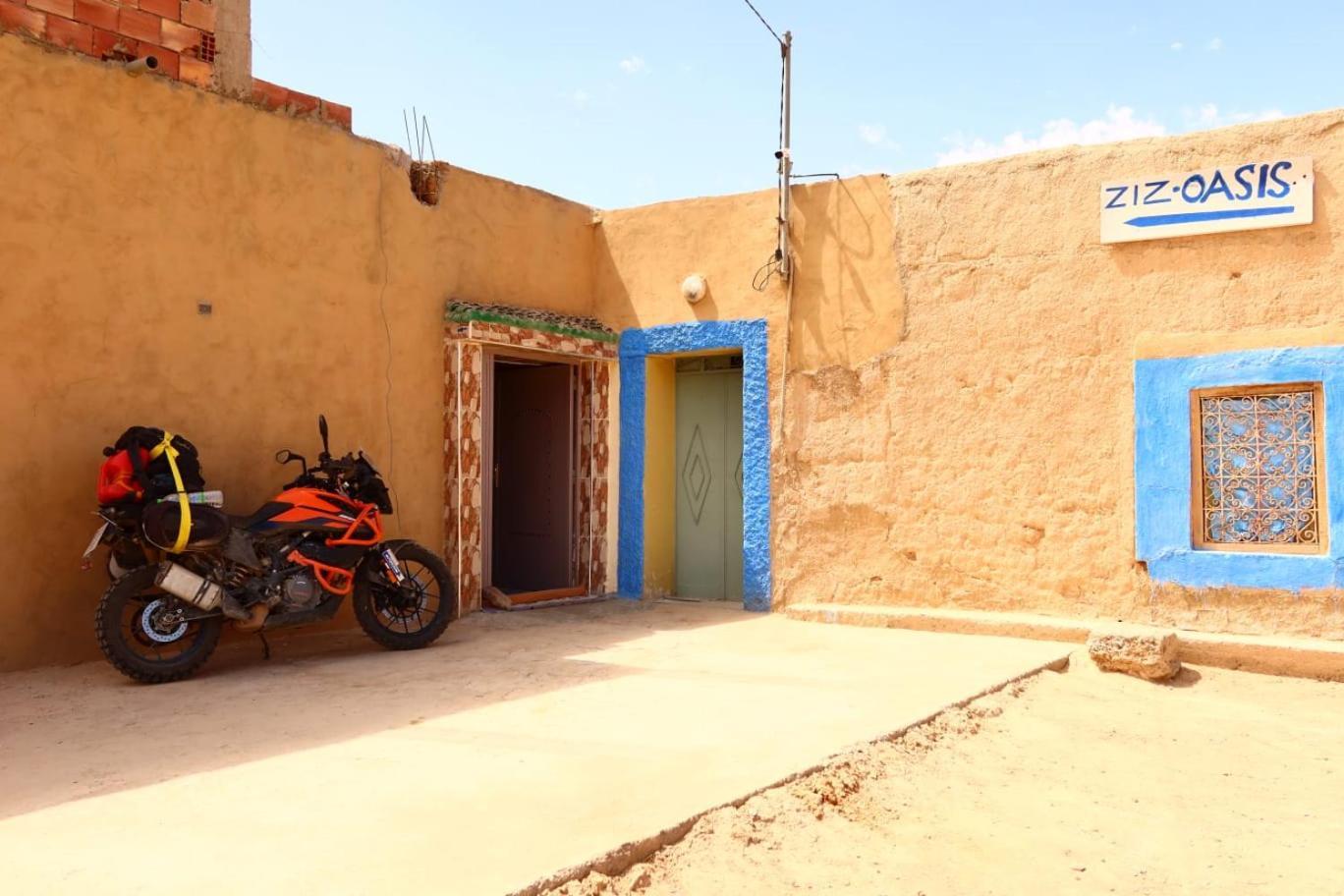 Gite D'Etape Ziz Oasis Achbarou Bagian luar foto